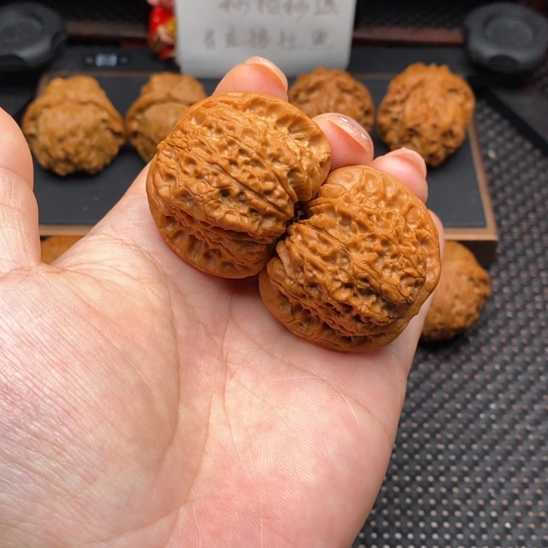 文玩核桃把件血麒麟边肚41尺