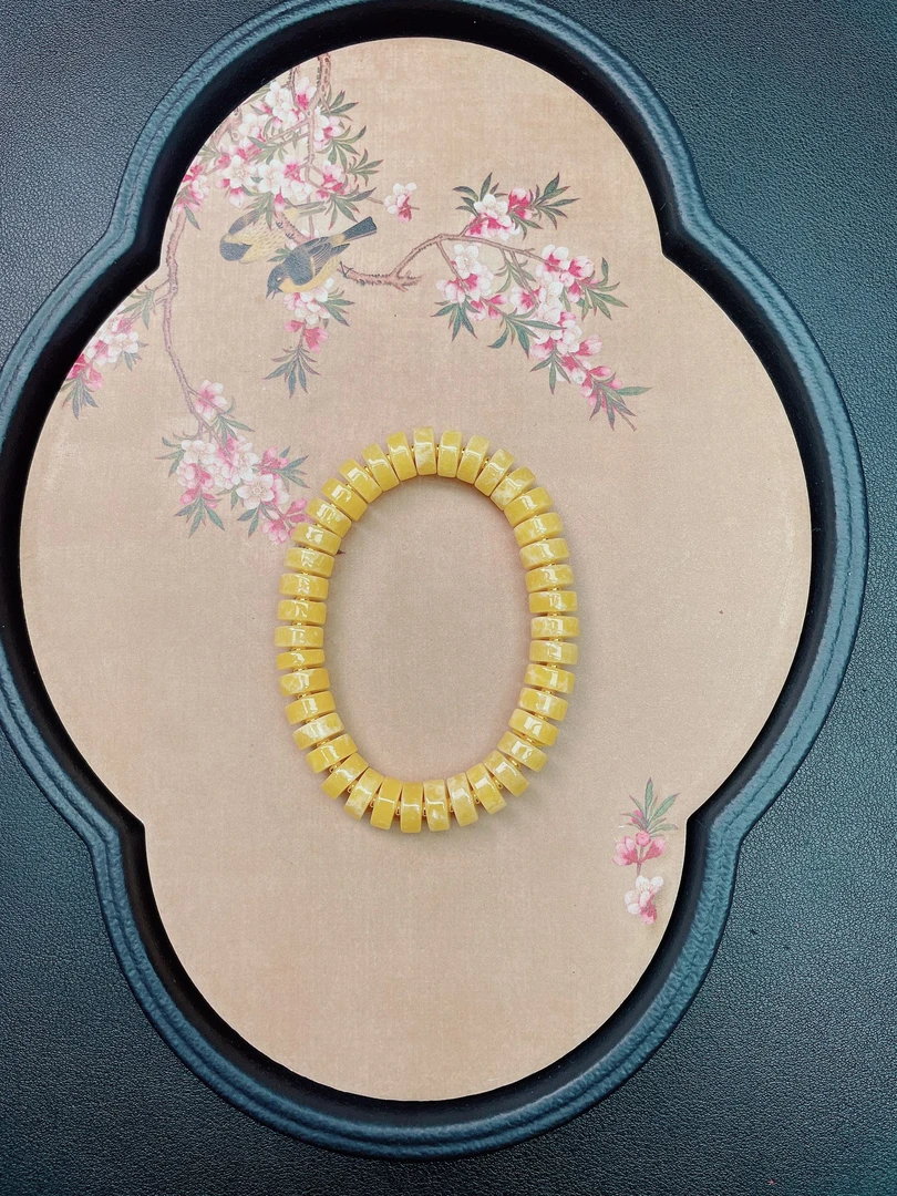 龙涎香10mm车轮珠手链Q1155