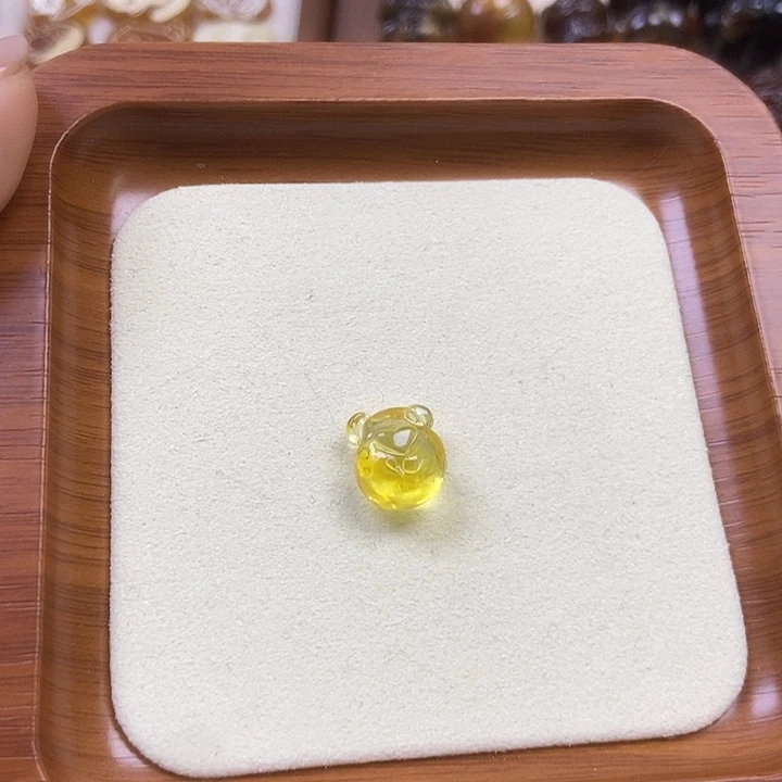 橄榄核吊坠小熊头17