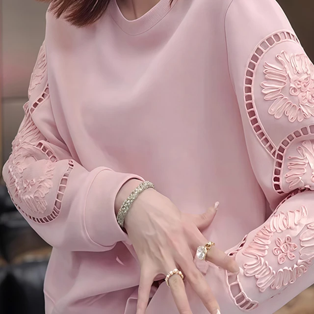 粉色镂空长袖圆领卫衣女2025春秋新款时尚洋气宽松慵懒设计感上衣