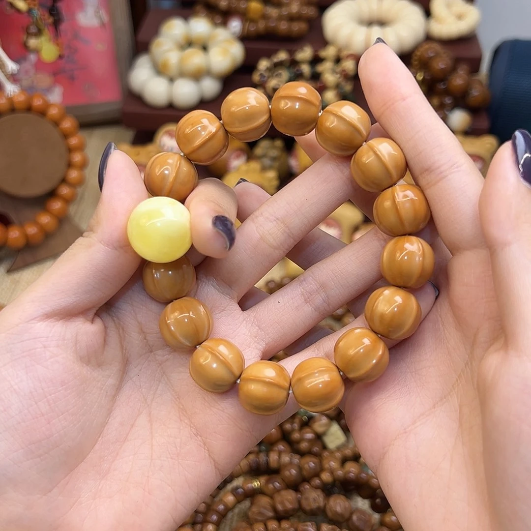 猴头核桃手串兰****¹猴头鲨鱼背手串