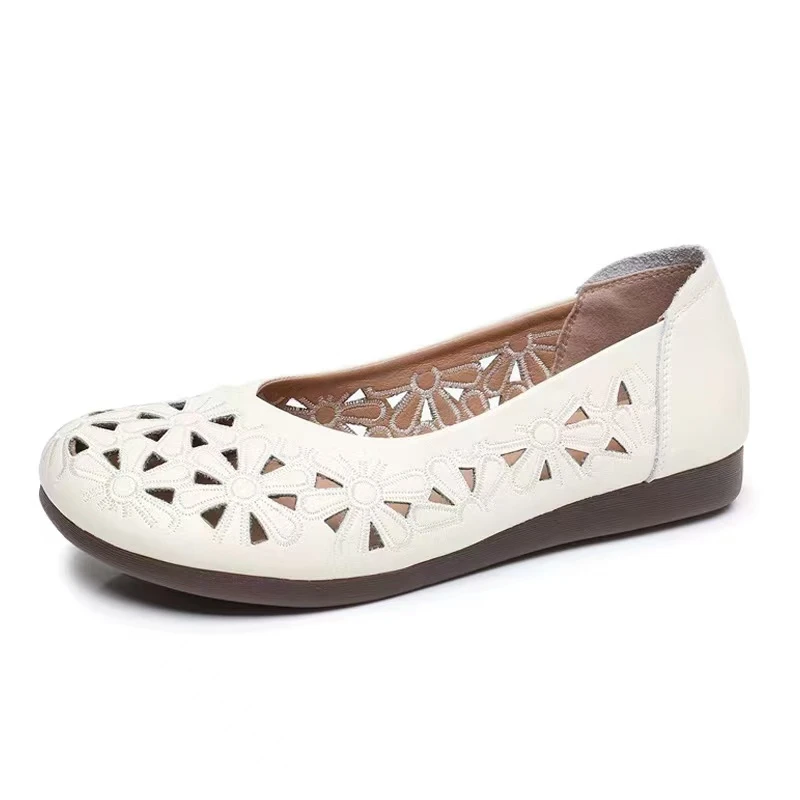 1682休闲风女舒适中年洞洞鞋女鞋夏季凉鞋平底坡跟