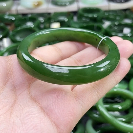 和田玉（碧玉）手镯未镶嵌