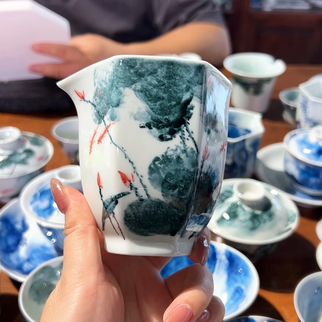 ****味青花手绘荷花公道