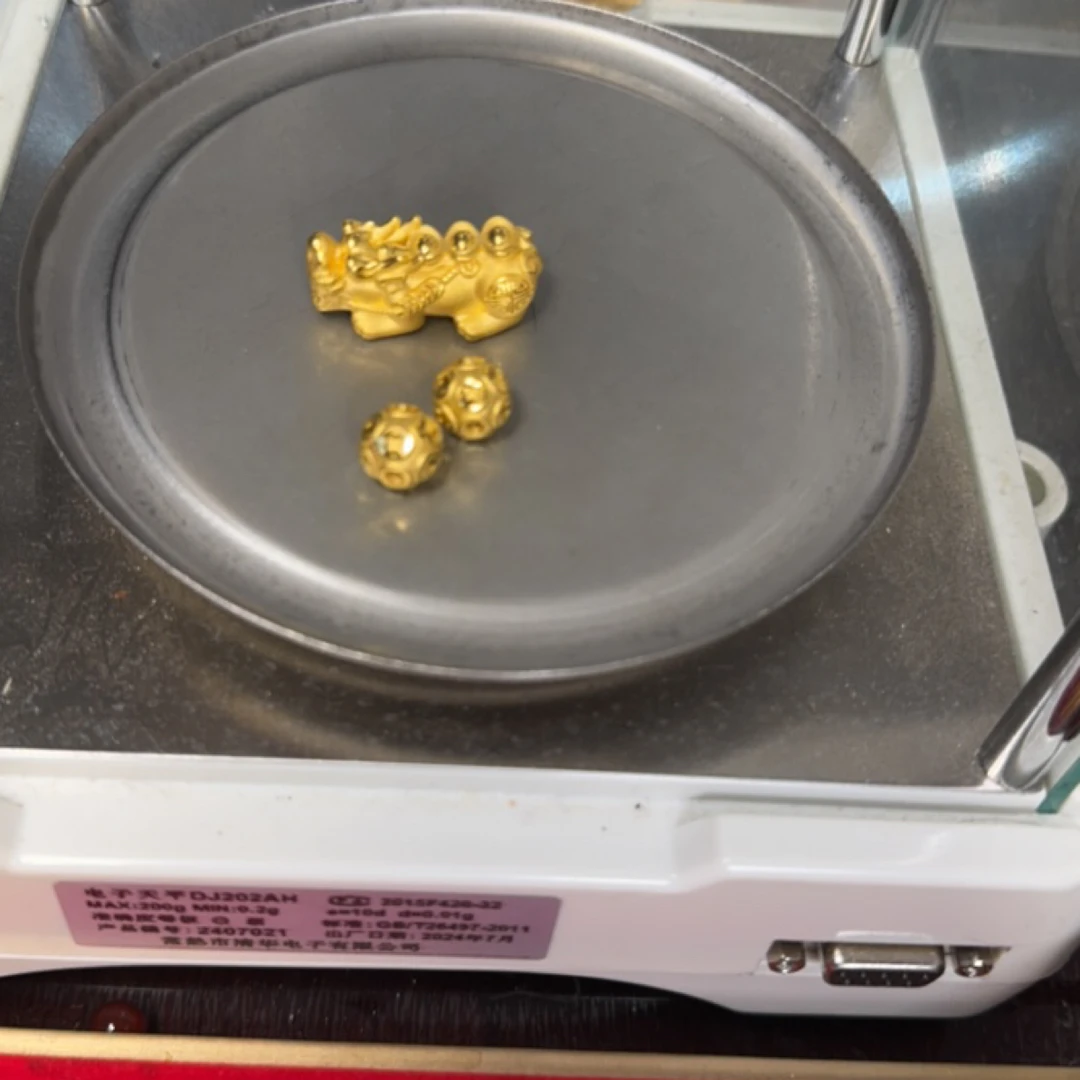 5.81g足金999转运珠貔貅
