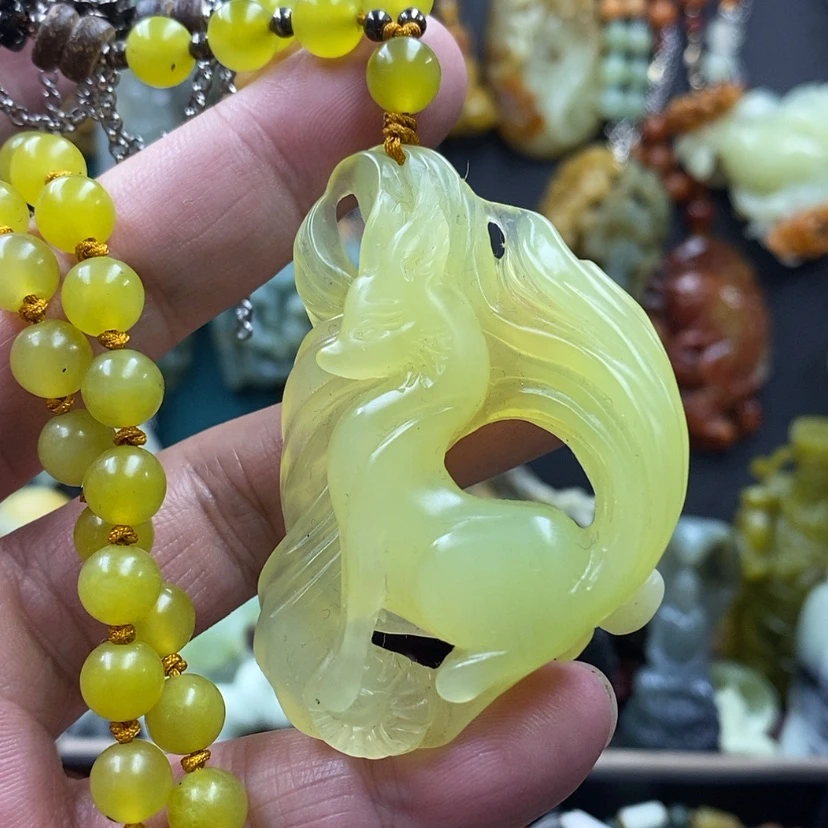 【闪购商品】蛇纹石玉吊坠未镶嵌