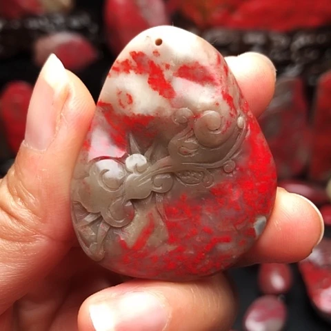 昌化鸡血石昌化鸡血石玉石挂件