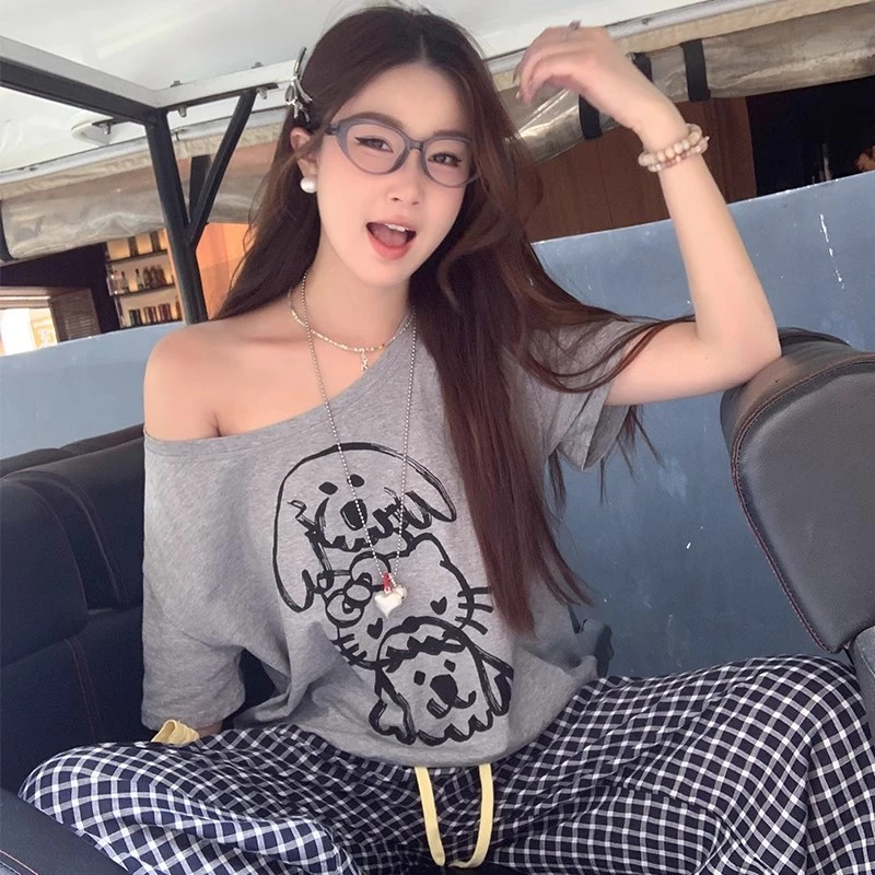 斜肩上衣灰色t恤女夏季2025年新款设计感小众宽松一字肩露肩短袖