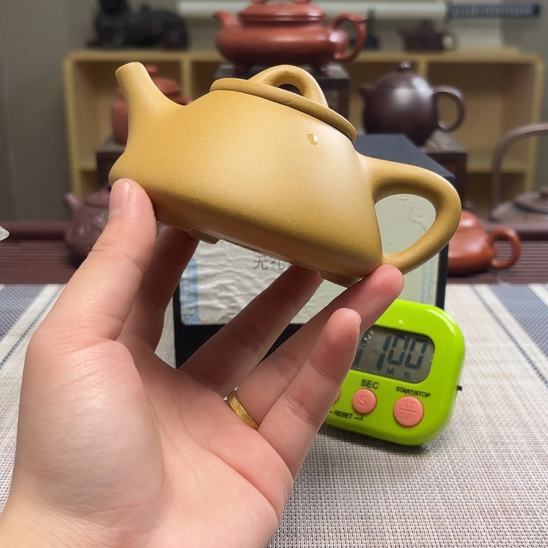 紫砂茶壶为**护微瑕处理