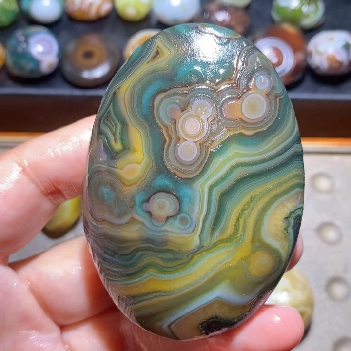 未镶嵌玛瑙/玉髓珠宝半成品80