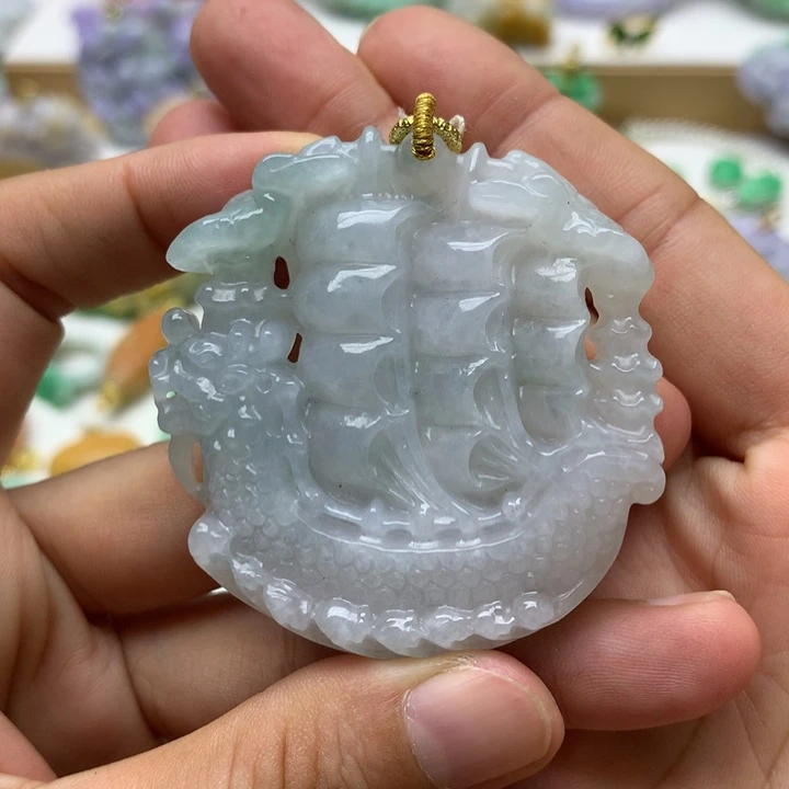 颈饰未镶嵌翡翠翡翠