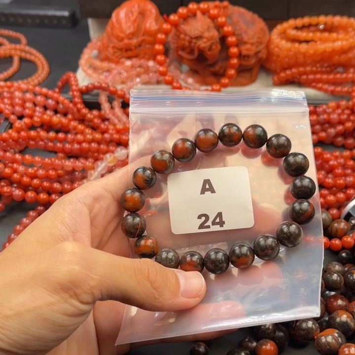 南红玛瑙未镶嵌多样性发货默认微瑕称重11mm