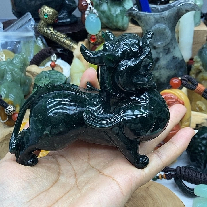 岫玉未镶嵌手把件