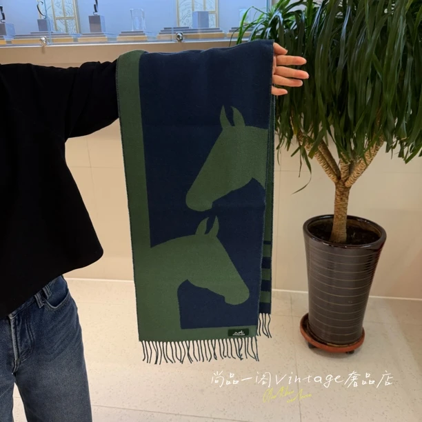 未使用 Hermes/爱马仕 尚品一阁/绿色小马围巾