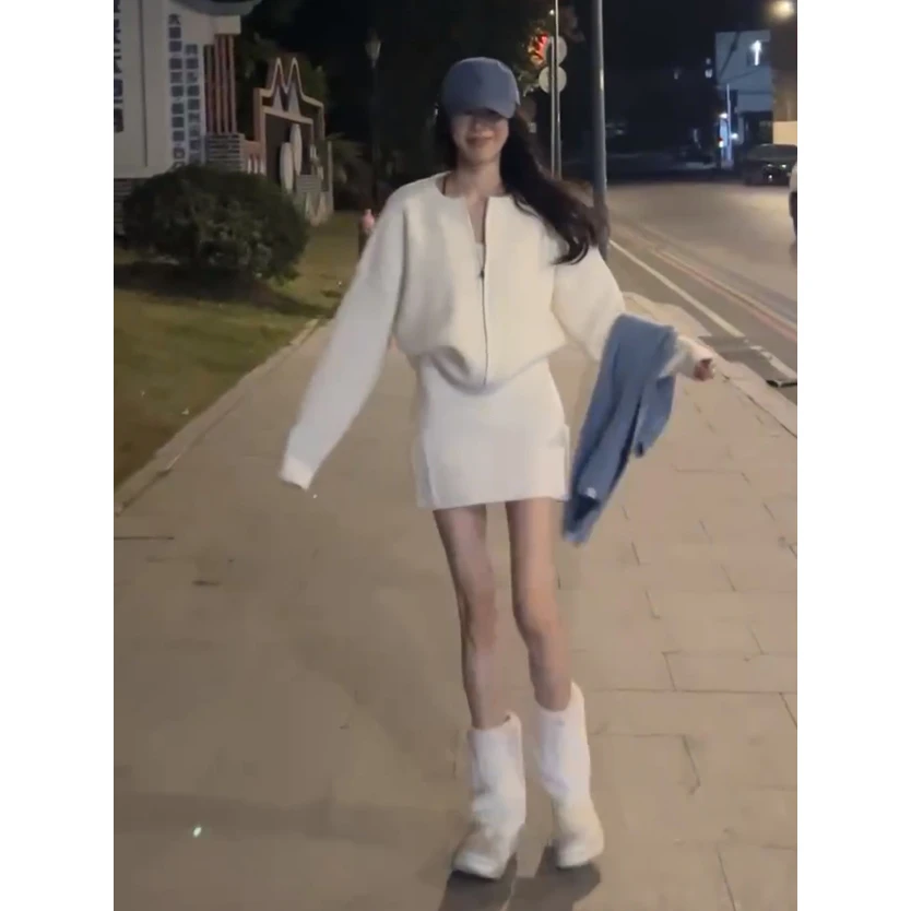 2025春季新款韩系休闲风圆领长袖拉链上衣外套甜妹包臀半身裙套装