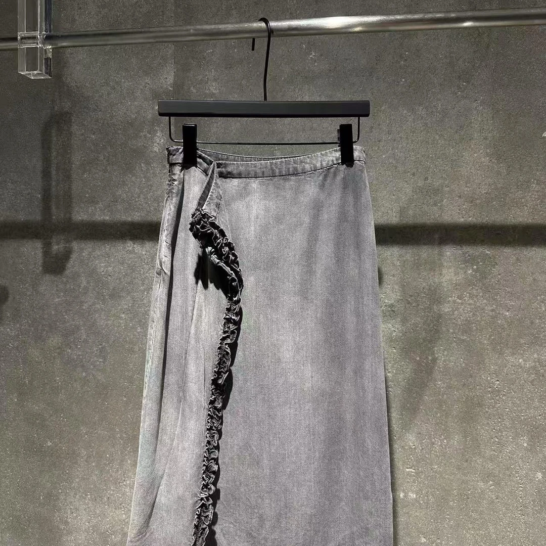 C特【Ann.G】G50203 时髦设计感宽松花边拼接开叉半身裙