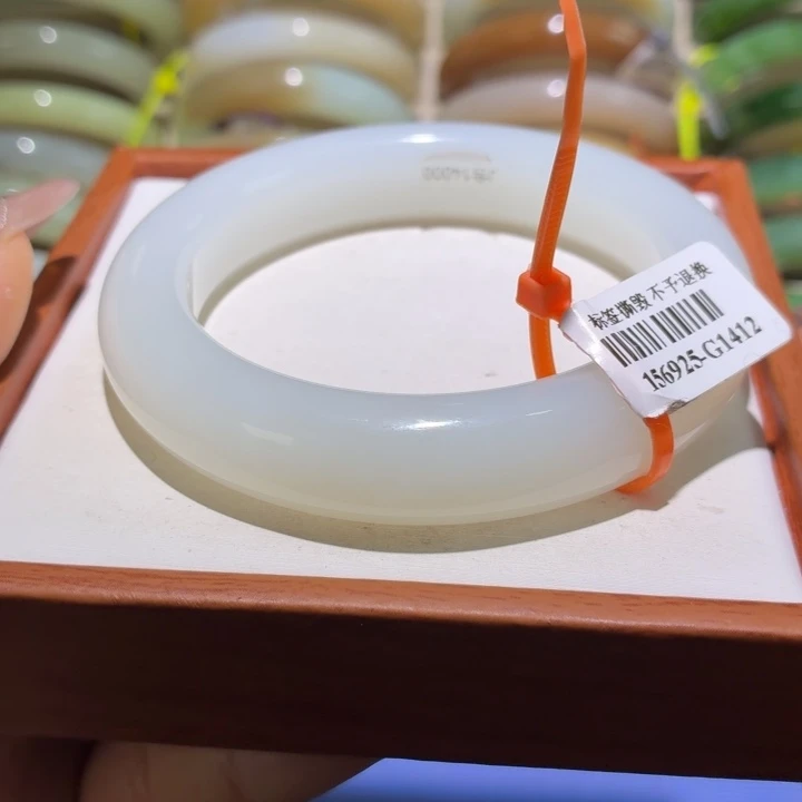 和田玉未镶嵌手镯7号58.8+