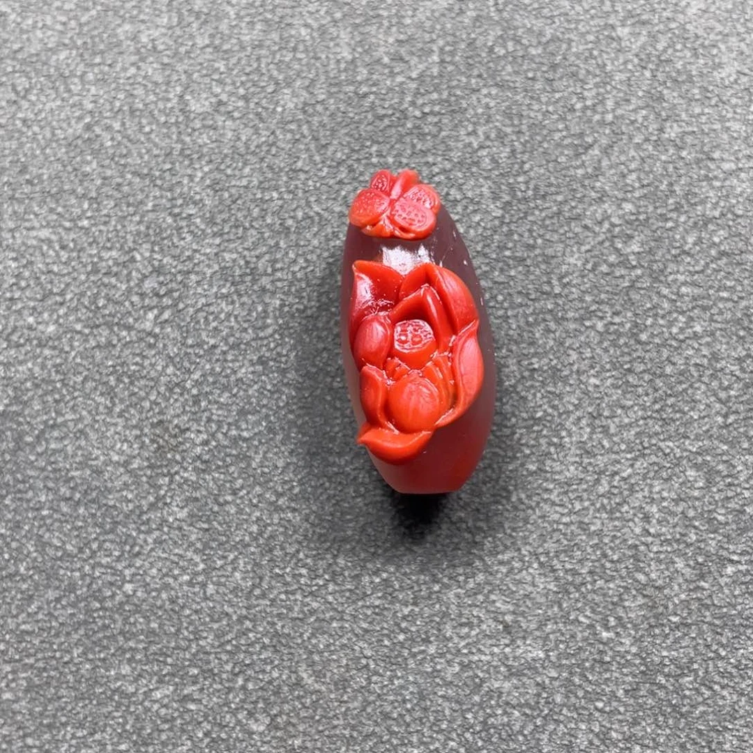 南红玛瑙未镶嵌颈饰l****