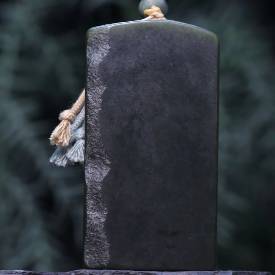 和田玉平安无事牌吊坠