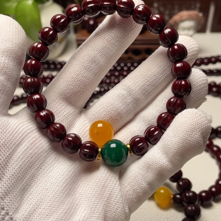 似***@其他核桃猴头手串