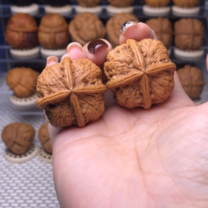 文玩核桃把件70号舍利子四楞35尺