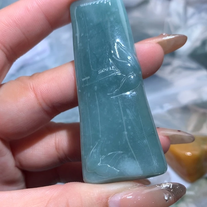 翡翠未镶嵌颈饰保真天然A货翡翠