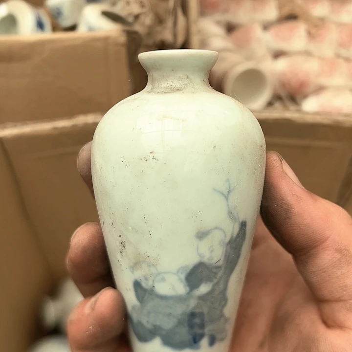 摆件陶瓷盘子碗啥都有