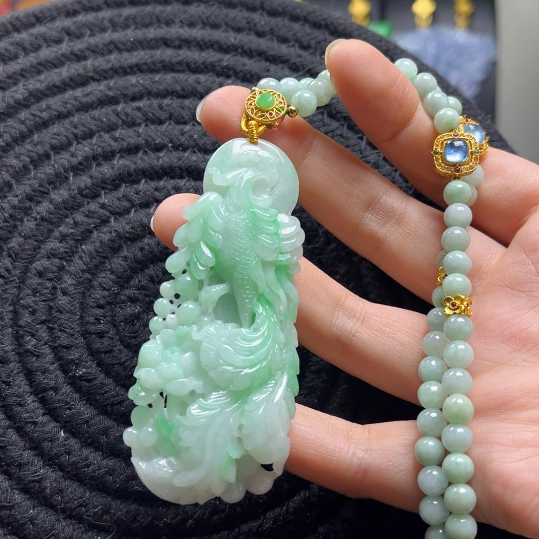 翡翠未镶嵌颈饰天然翡翠