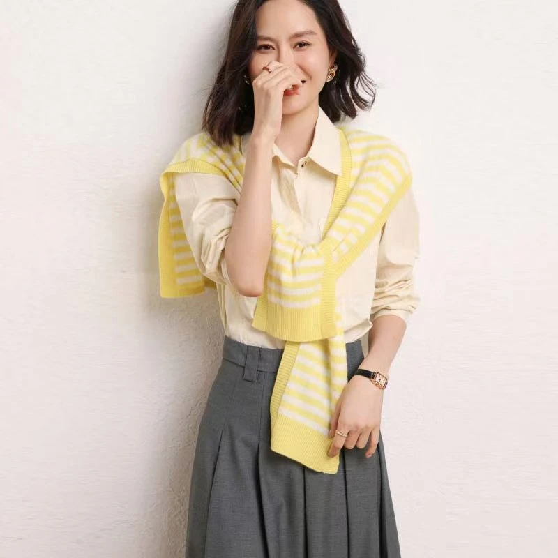 25新款100%山羊绒针织百搭披肩围巾女条纹保暖护颈配裙子搭肩气质