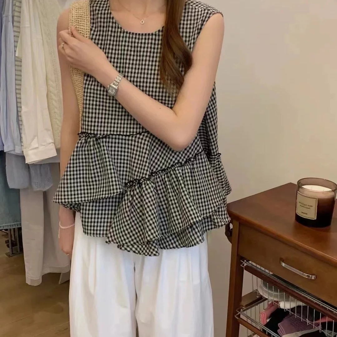 韩系叠穿甜美荷叶边裙摆背心衬衫女夏季外穿新款薄款显瘦无袖上衣