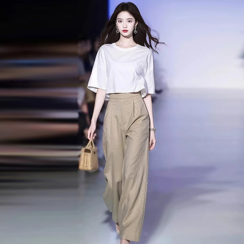 韩系洋气气质时尚套装2025新款慵懒感显瘦淑女遮肉显瘦减龄两件套