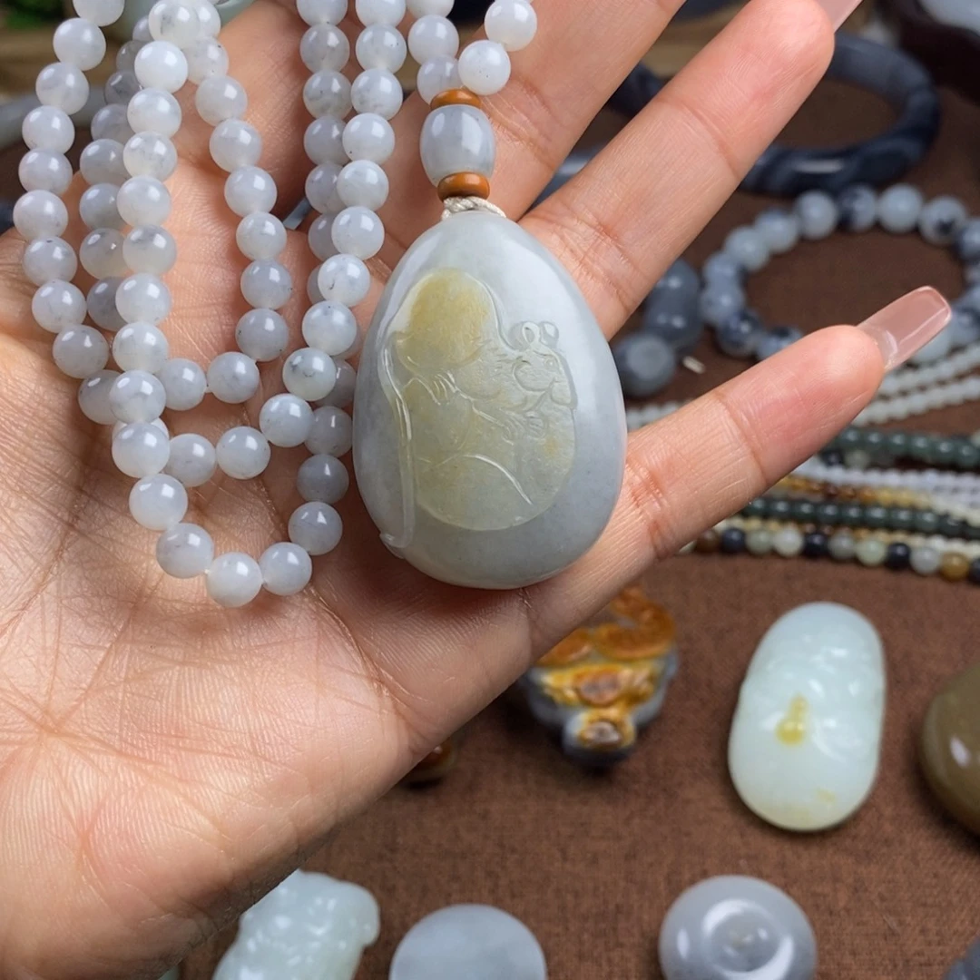 和田玉未镶嵌颈饰