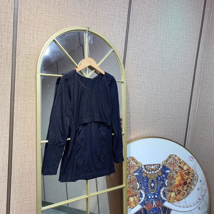 BT424孕妇黑色秋上衣90-140