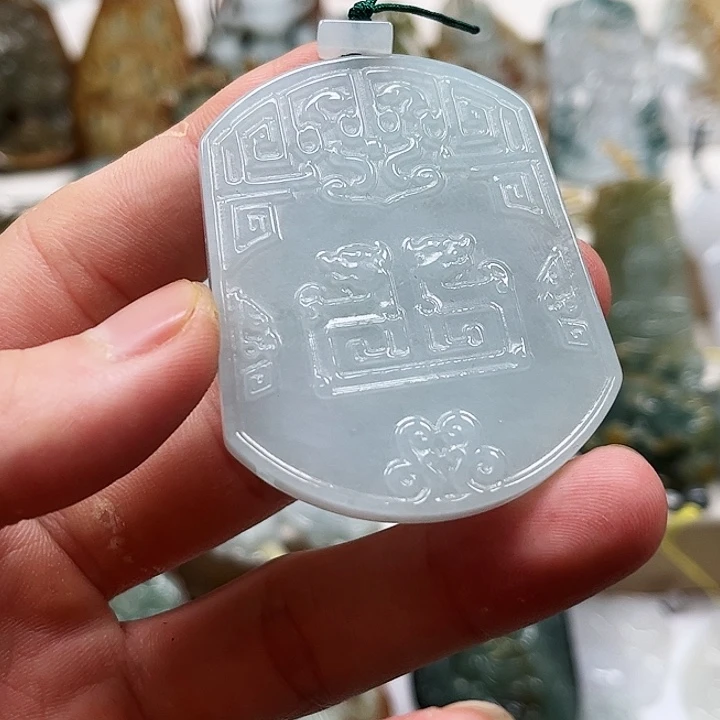 定制翡翠未镶嵌翡翠
