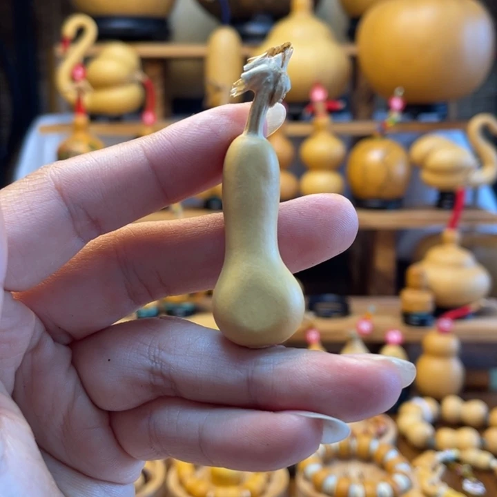馋***伊天然葫芦自然生长