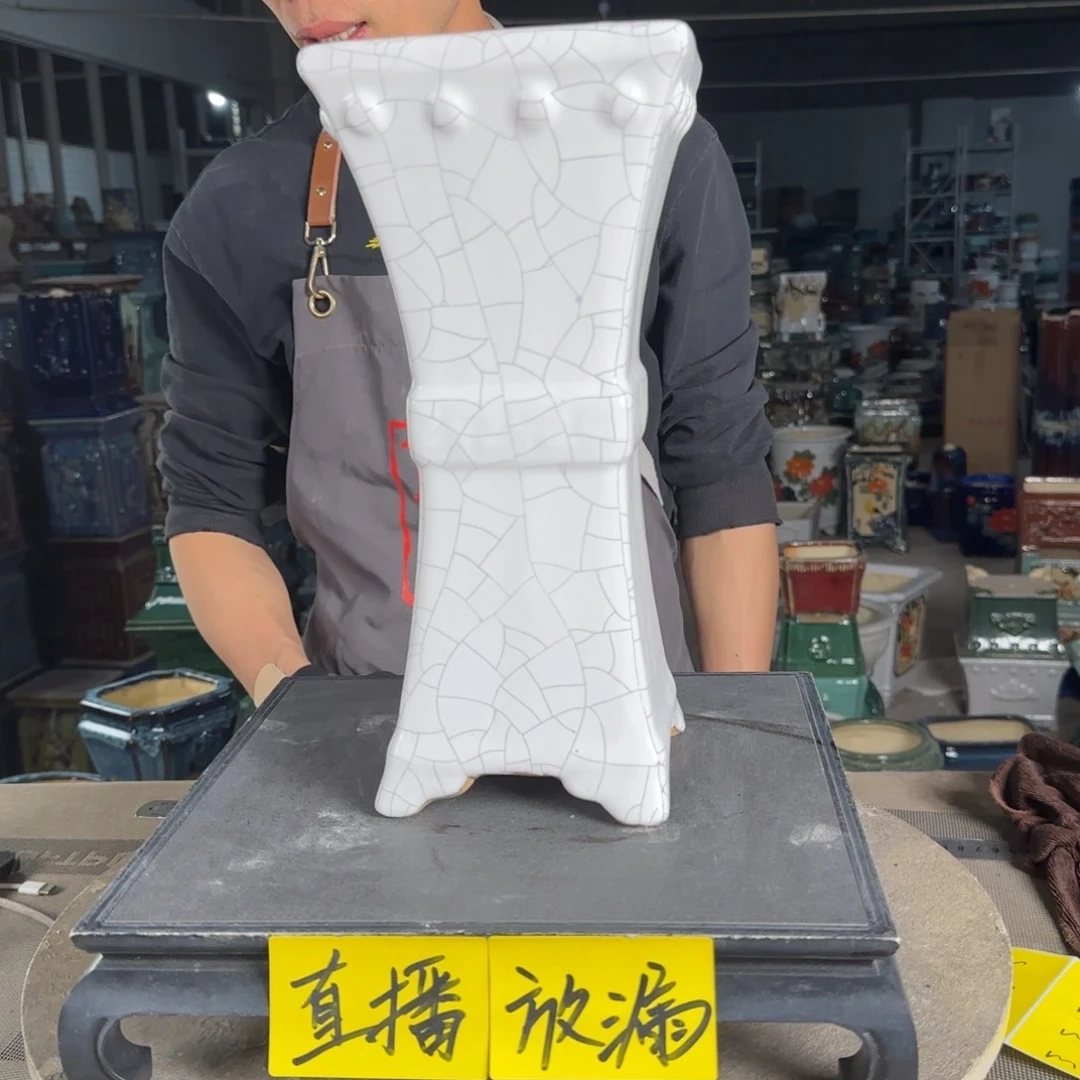 石湾花盆内口12，高32微瑕