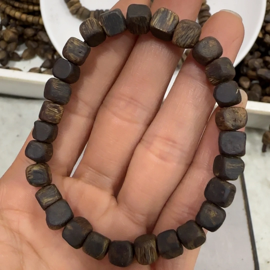 沉香木手串海南棋楠沉香沉水方珠手串6.3