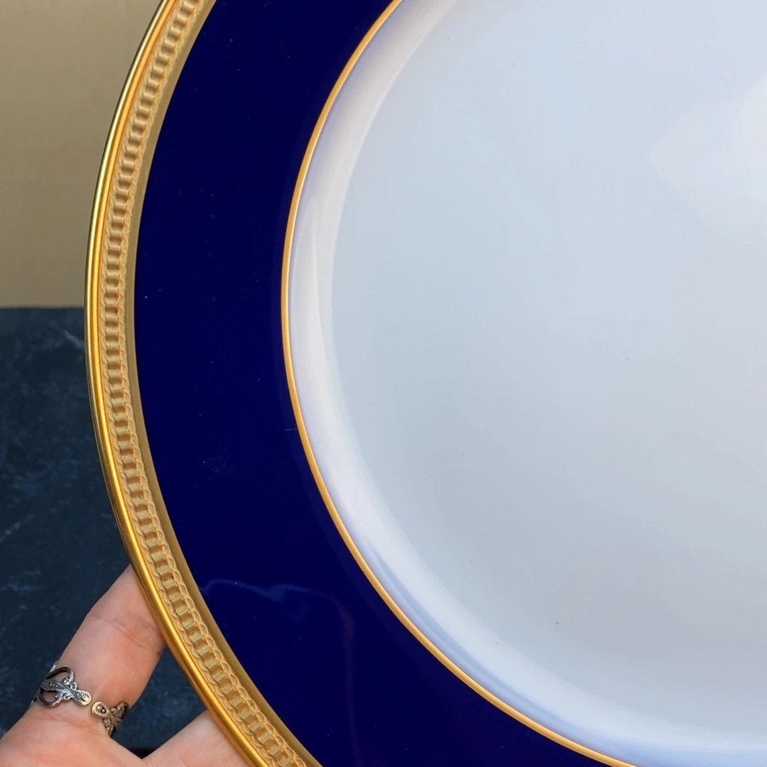 瓷器哈哈哈哈哈哈哈小**姐