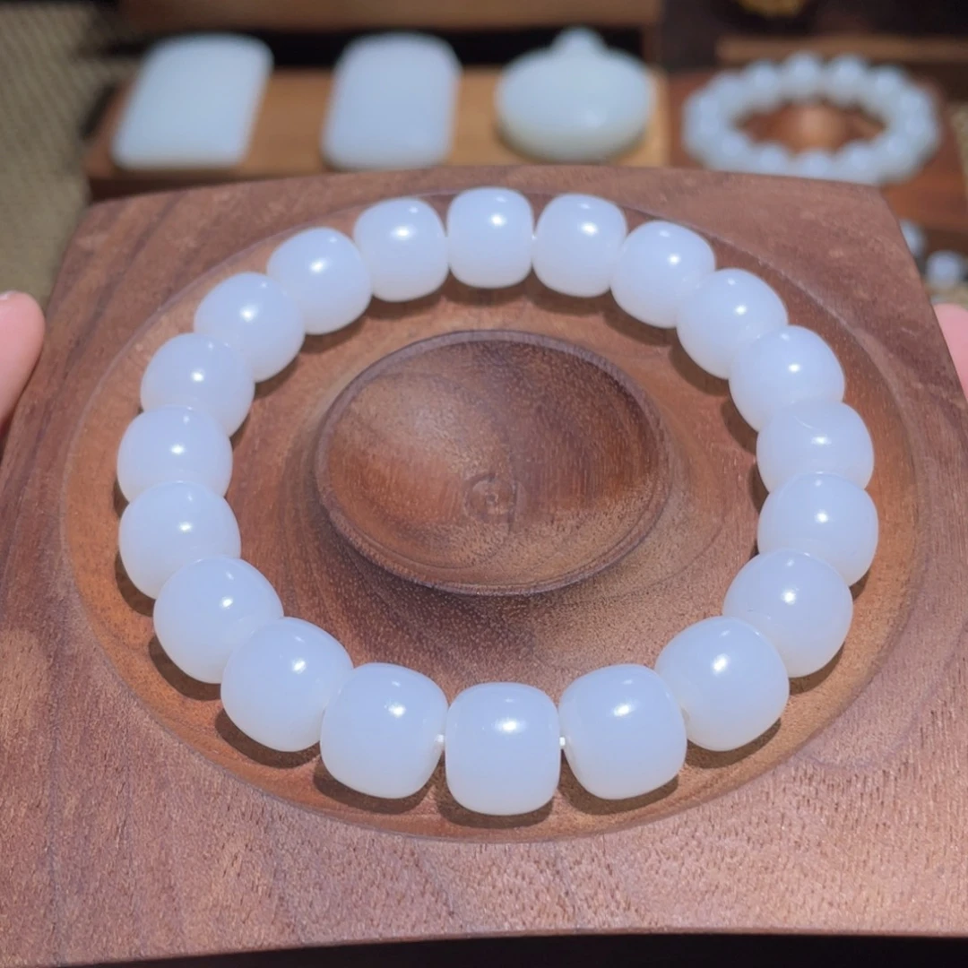 未镶嵌手链和田玉流*卡11