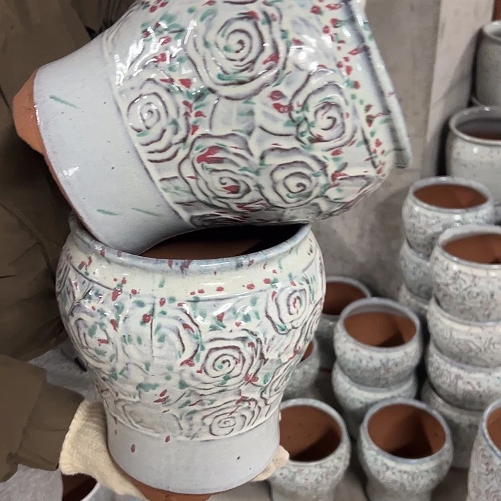 高度22厘米口18厘米