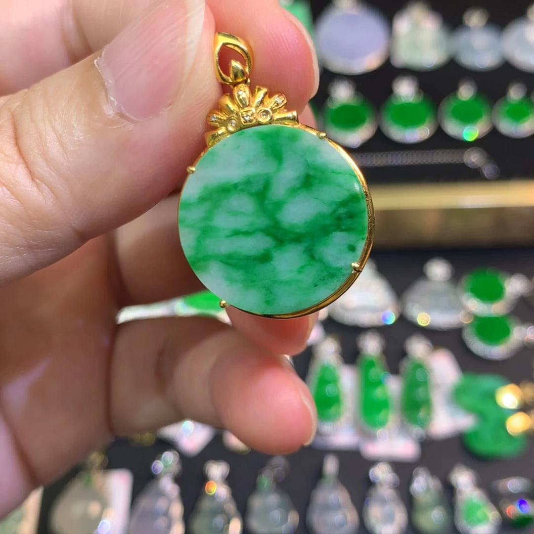翡翠18K金镶嵌吊坠(不含链)