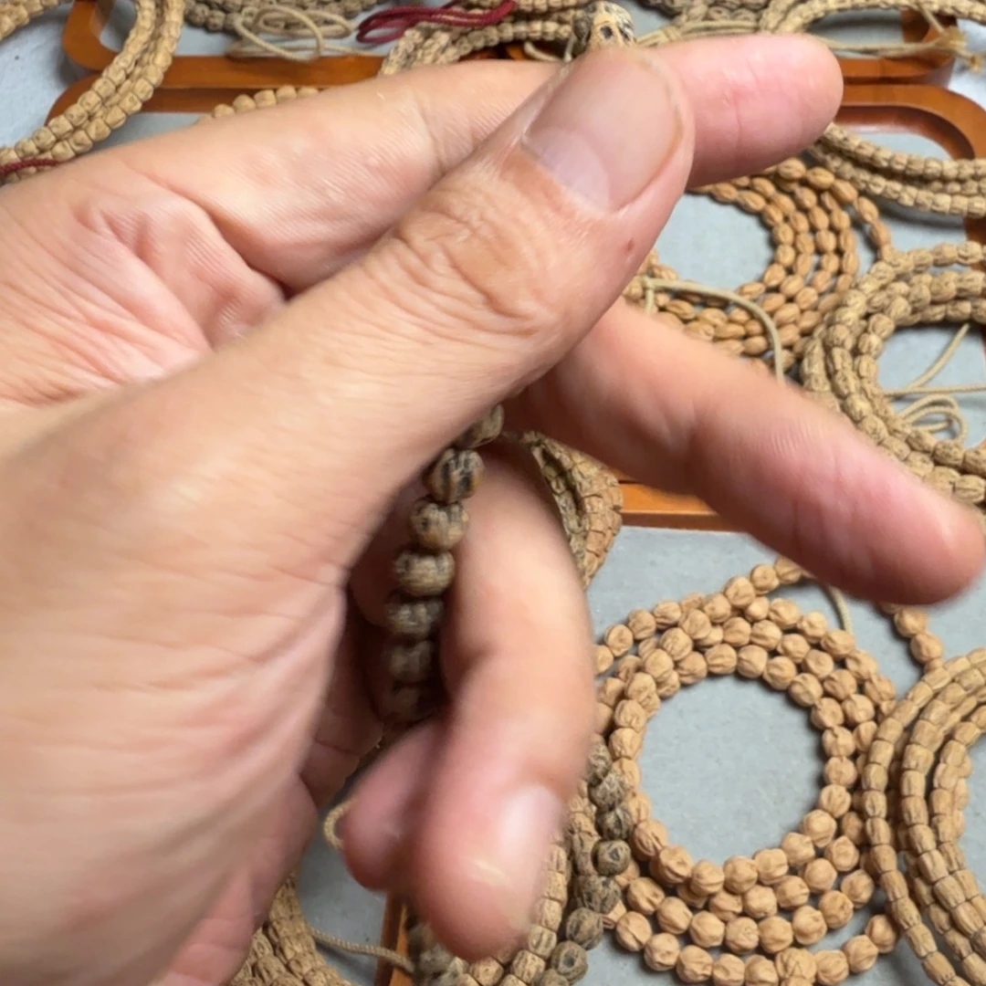 清***渡柏香籽/百香籽吊坠