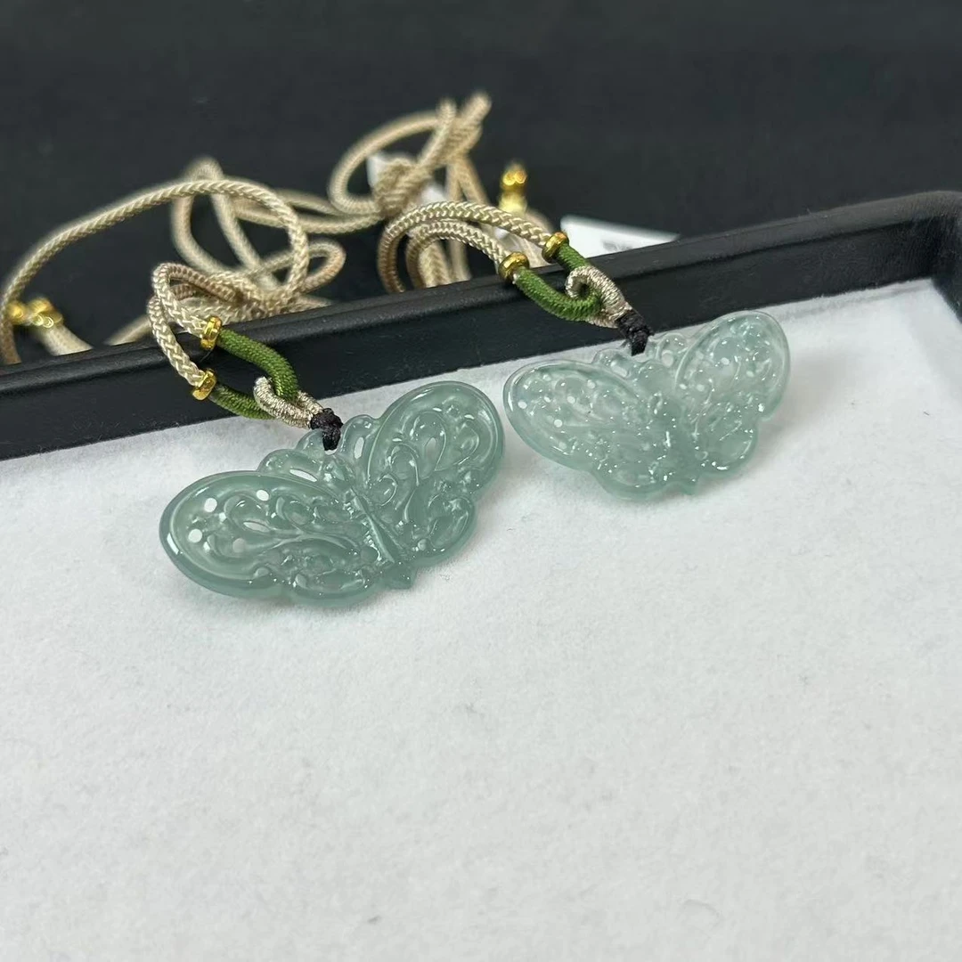 【睿泽鉴宝】翡翠蝴蝶牌吊坠(多样性发一）40*22*1.5 AE0484