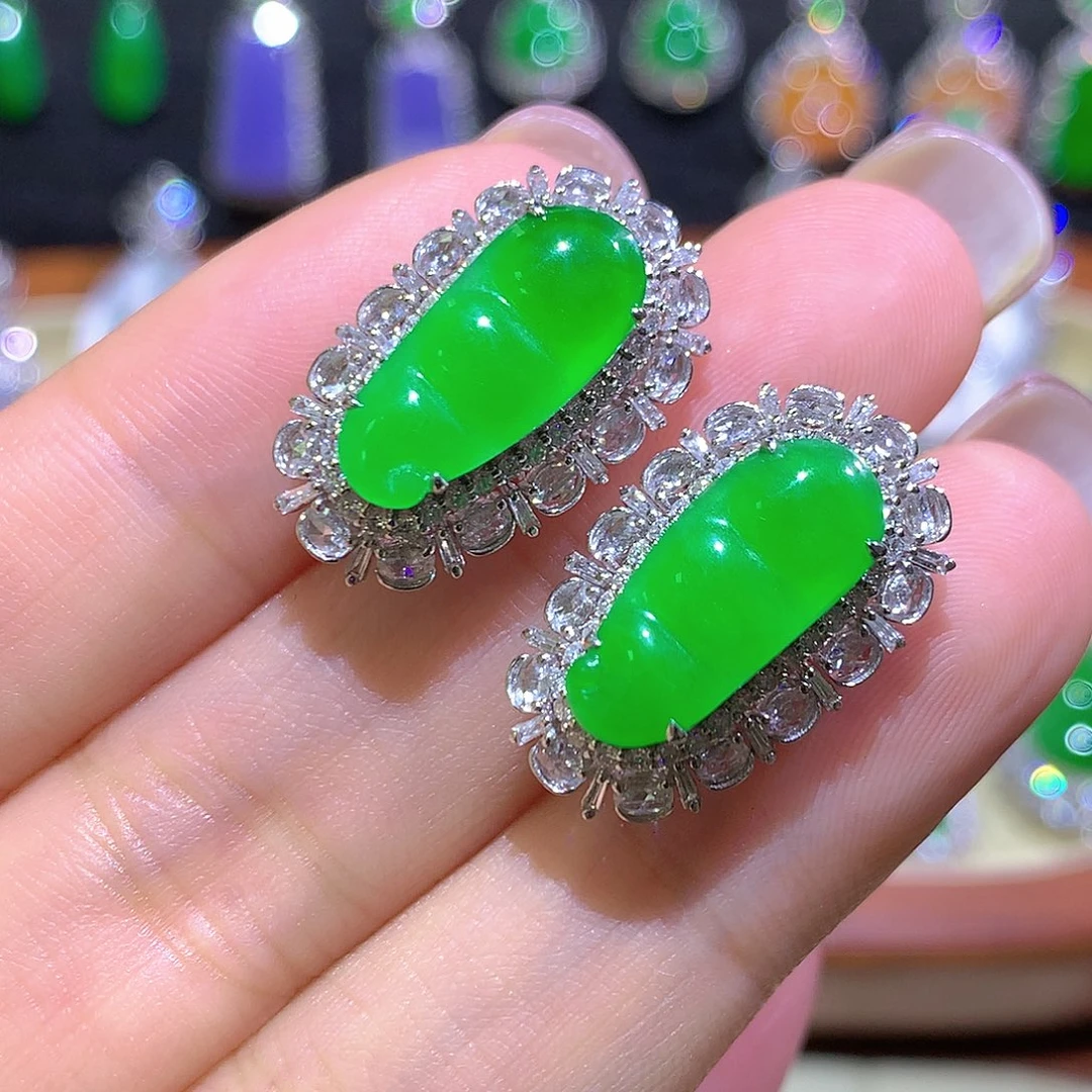 翡翠18K金镶嵌耳饰高冰满绿福豆耳包