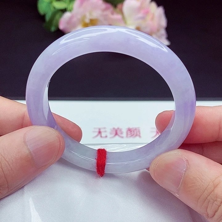 翡翠手镯未镶嵌53圈