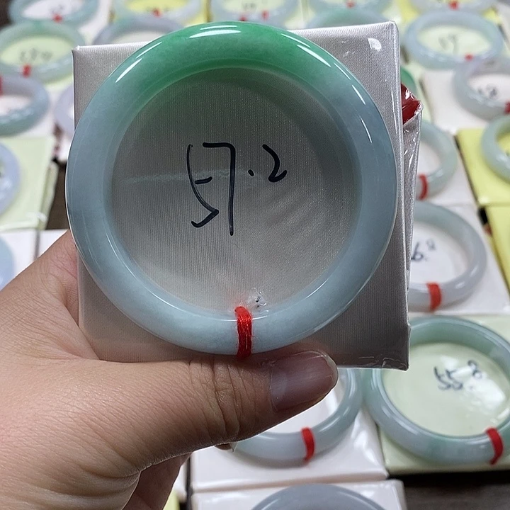 李***1羽毛非金属L一物一图