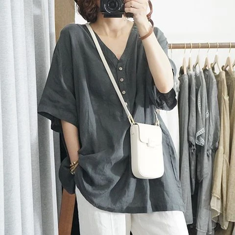 衬衫V领大码宽松休闲仿衬衣半袖夏上衣女胖mm显瘦韩版设计感别致