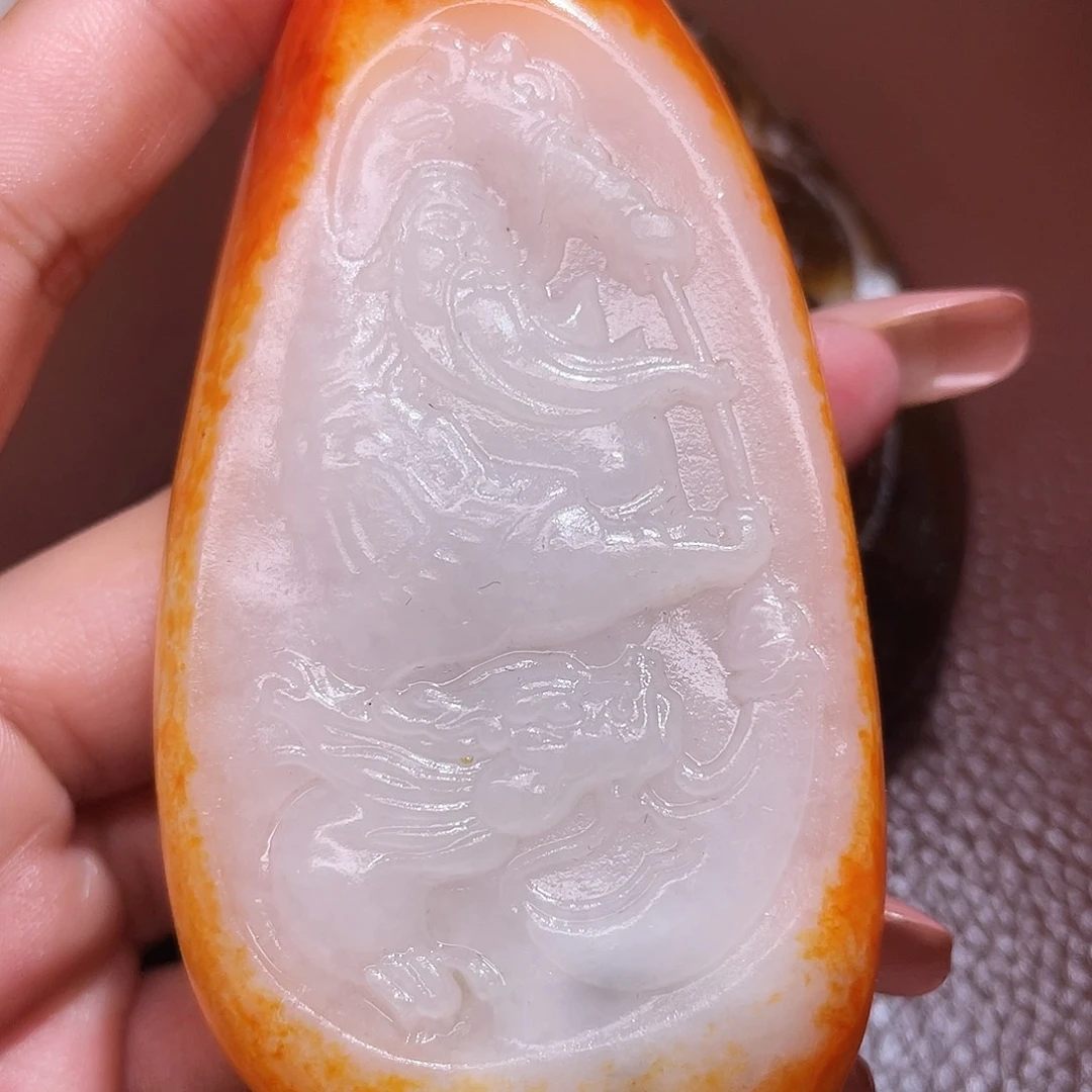 梅***茶和田玉未镶嵌颈饰