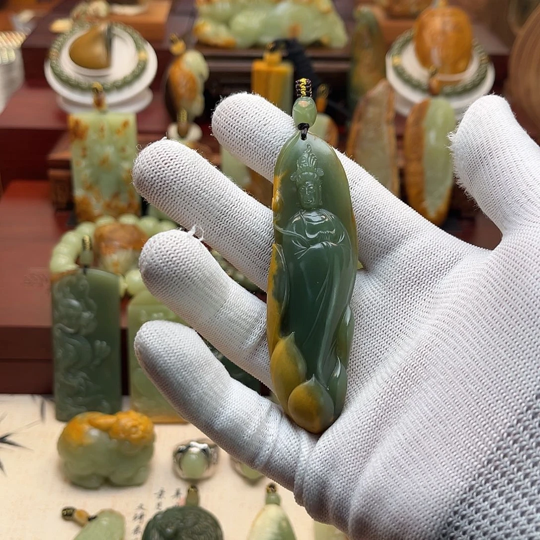 八****岫岩河磨玉（透闪石质玉）未镶嵌颈饰