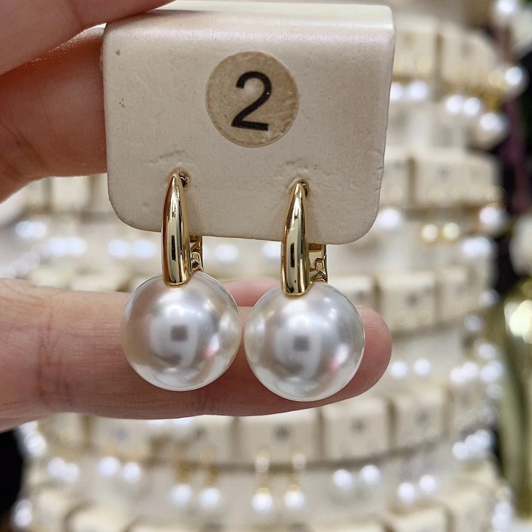 淡水珍珠银S925镶嵌耳饰